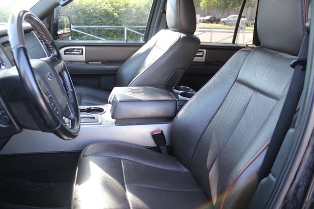 2016 Ford Expedition Base